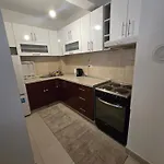 Апартаменты Rejjan Apartments-spacious 2br For 7, Free Parking, Tram To Old Town