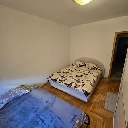Rejjan Apartments-spacious 2br For 7, Free Parking, Tram To Old Town Апартаменты *