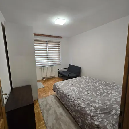 Rejjan Apartments-spacious 2br For 7, Free Parking, Tram To Old Town * Saraievo