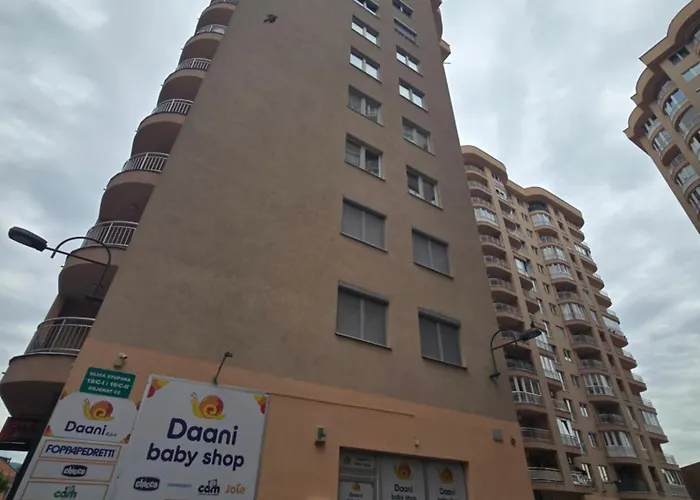 Rejjan Apartments-spacious 2br For 7, Free Parking, Tram To Old Town 塞拉耶佛