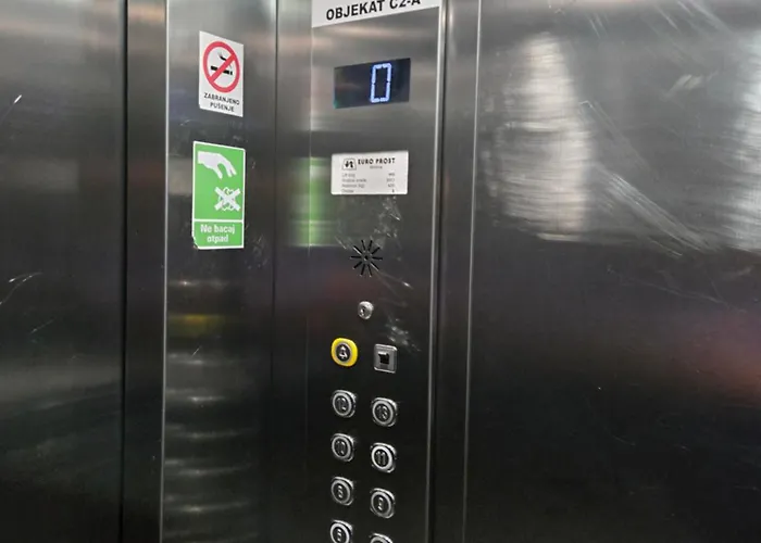 Rejjan Apartments-spacious 2br For 7, Free Parking, Tram To Old Town *