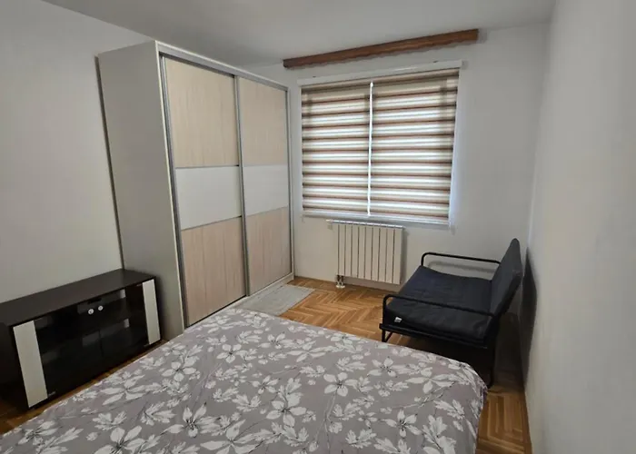 公寓 Rejjan Apartments-spacious 2br For 7, Free Parking, Tram To Old Town